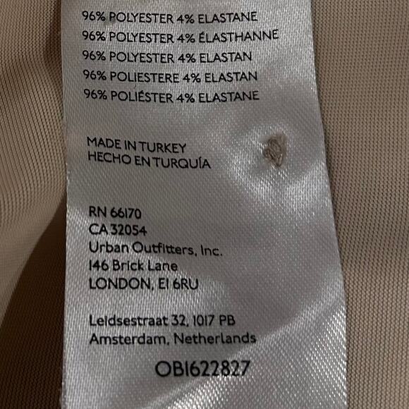 NWT Anthropologie The Gillian Liquid Shine Buttondown Shirt, Size Medium - Picture 7 of 7